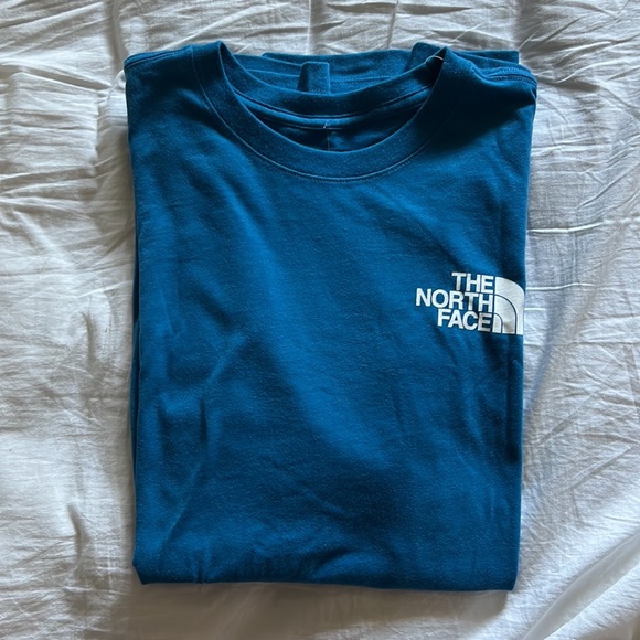 The North Face "Never Stop Exploring” T-Shirt (BNWT) - Picture 5 of 6
